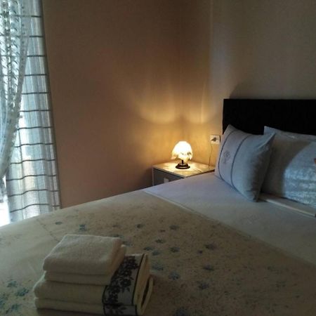 Jelena'S Luxury Apartments ซารานเดอ ภายนอก รูปภาพ